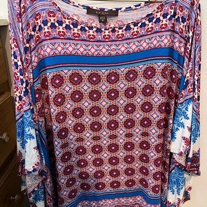 Ladies Size Medium Top